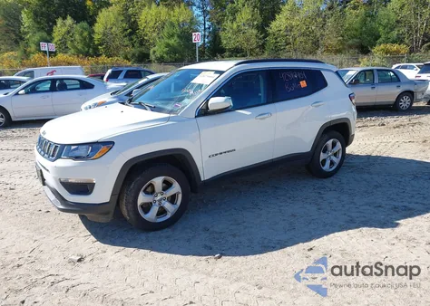 2019 Jeep Compass Latitude 4X4 z USA, uszkodzony, nr VIN 3C4NJDBBXKT593879
